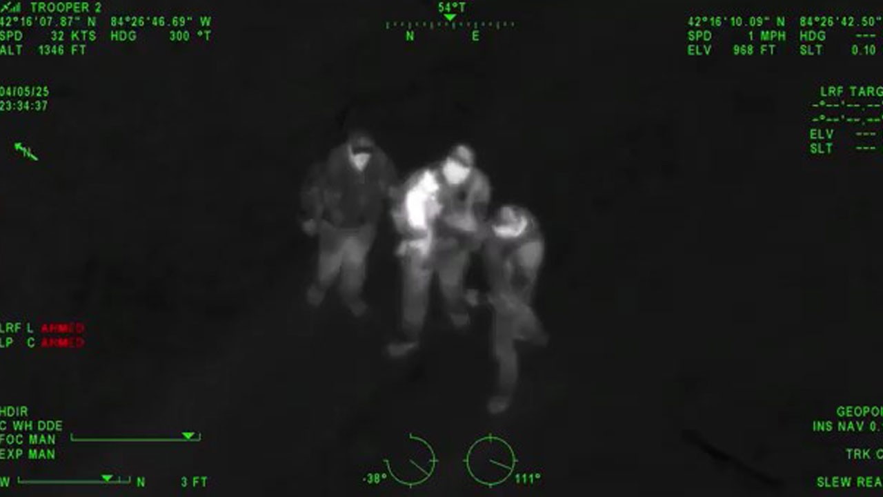 Üzerinde sadece bez vardı! 2 yaşındaki çocuk ormanda böyle bulundu