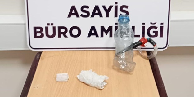 Üzerlerinde uyuşturucu madde ele geçirilen 4 kişi gözaltına alındı