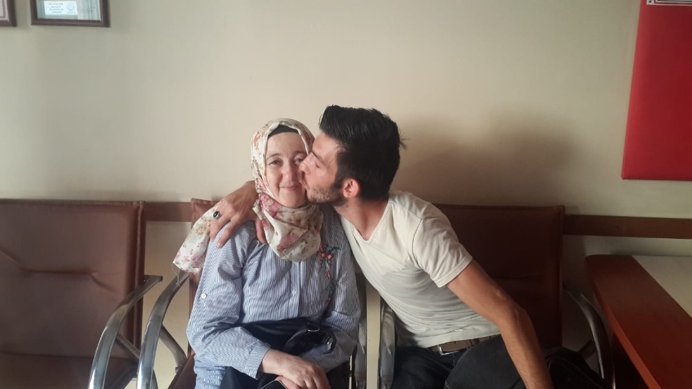Uzlaştırmacı anne ile oğlu barıştırdı 