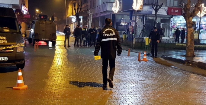 Uzman çavuş boşanmak isteyen eşini öldürdü