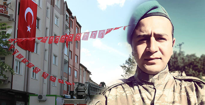 Uzman Çavuş Furkan Peker'in şehit ateşi Sivas'a düştü