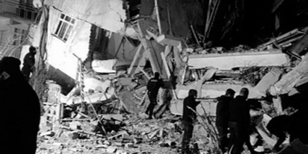 Uzman hekimlerden altın tavsiyeler: Deprem travması nasıl atlatılır? Elinde imkanı olan için 'hikaye kitabı, oyun' önerisi