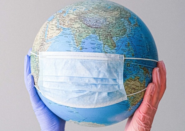 Uzman isim açıkladı! Kovid-19 bitti mi?