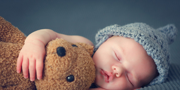 Uzman isim aileleri uayrdı! Büyüme ve gelişme için bebeklerde uyku çok önemli