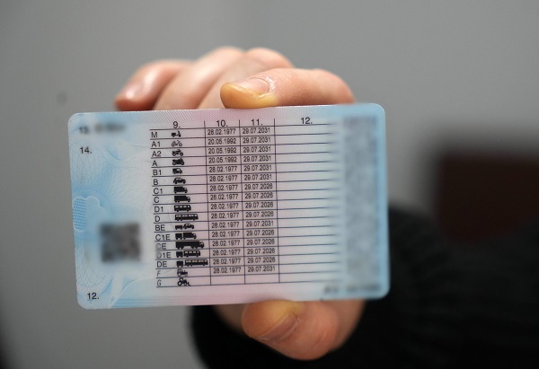 Uzman isim şartları anlattı! B sınıfı ehliyetle motosiklet kullanılır mı?