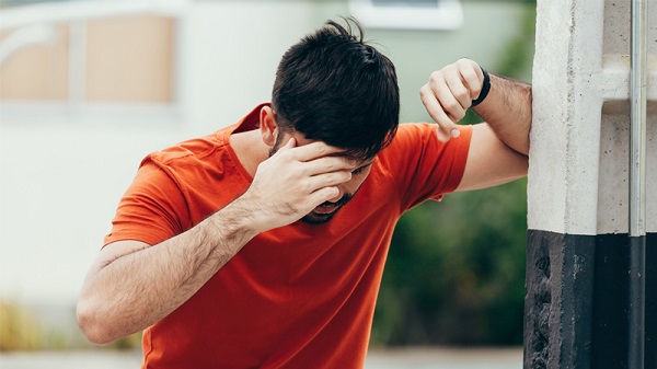 Uzman isim sebebini açıkladı! Ayağa kalktığınızda başınız mı dönüyor?