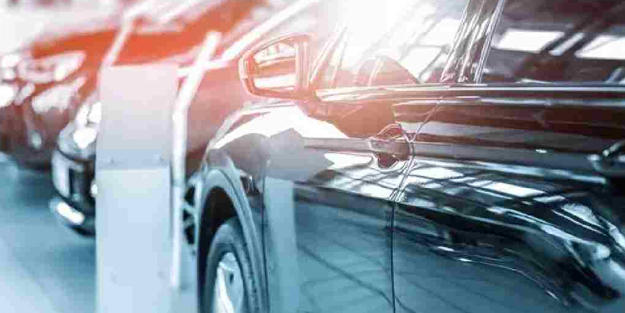 Uzman isim bu sözlerle uyardı: Türkiye'deki arabasını satıp altın, dolar alanlara seslendi! İşte tüm detaylar