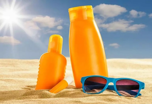 Uzman isim tavsiyelerde bulundu! Bilinçsiz güneşlenme bakın neye sebep oluyor