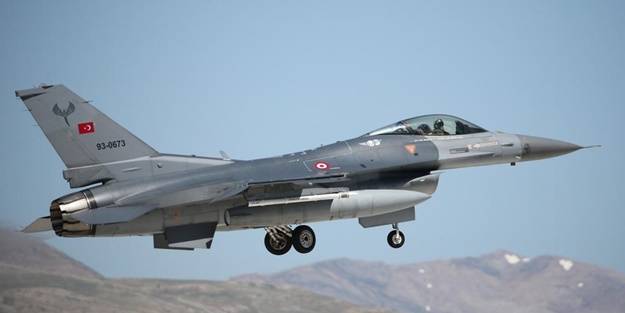 Uzman isimden çok konuşulacak sözler: Türkiye'nin F-16 alması bile onları caydırır
