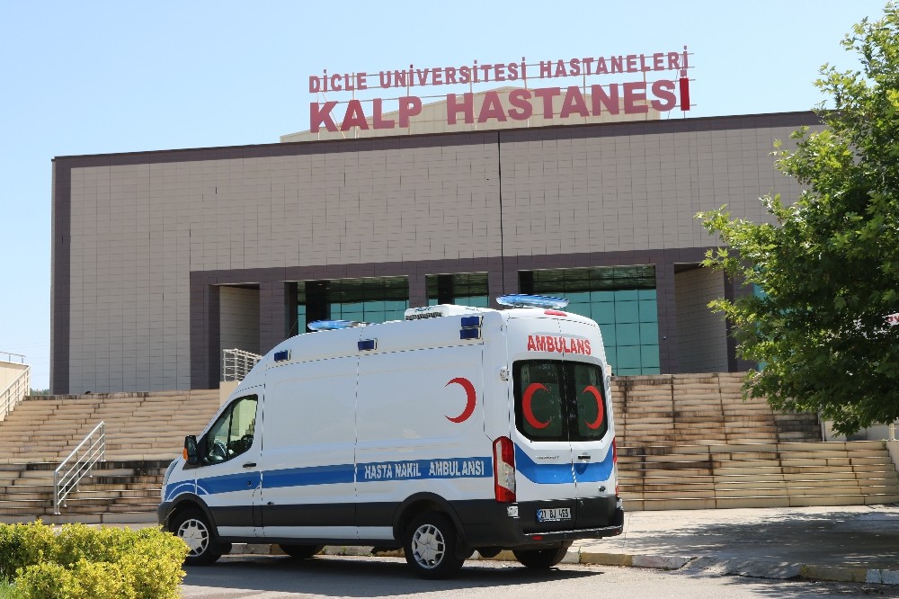 Uzman uyardı, uzun süre kullanılan maskeler korona virüsün yayılma riskini artırıyor 