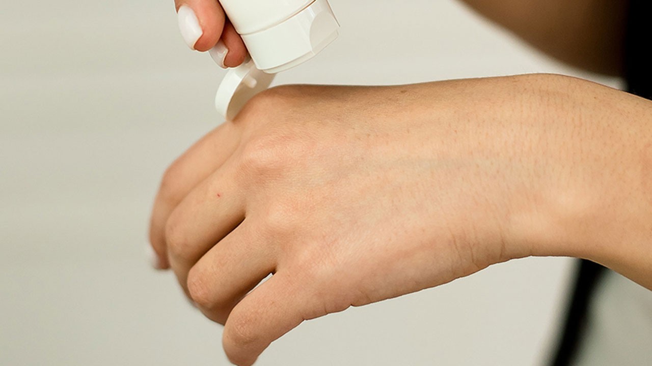 Uzmandan gençleştiren beslenme tüyoları! Parlak bir cilt mutfakta başlar