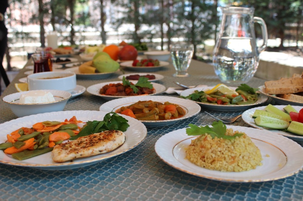 Uzmanı Ramazan’da beslenmenin ipuçlarını verdi 