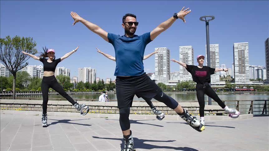 Uzmanından Kovid-19 salgınında 'hareketsiz kalmayın' önerisi