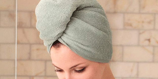 Uzmanlar uyardı! Islak saçı sakın ama sakın havluya sarmayın