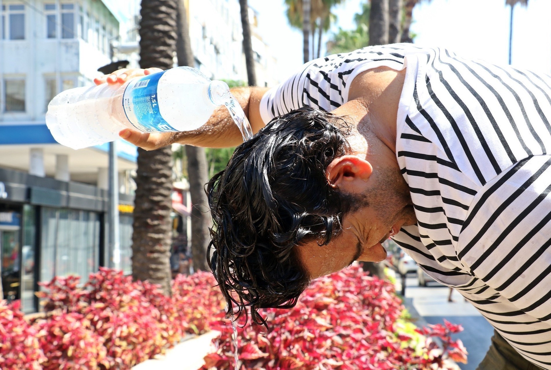 Uzmanlar uyarıyor! Sıcak çarpması bu hastalıklara neden oluyor