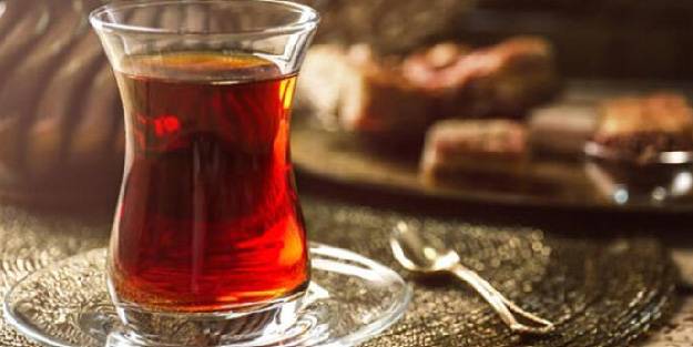 Uzmanlardan öneri: Vücut sağlığı için '5 bardak çay tüketin'