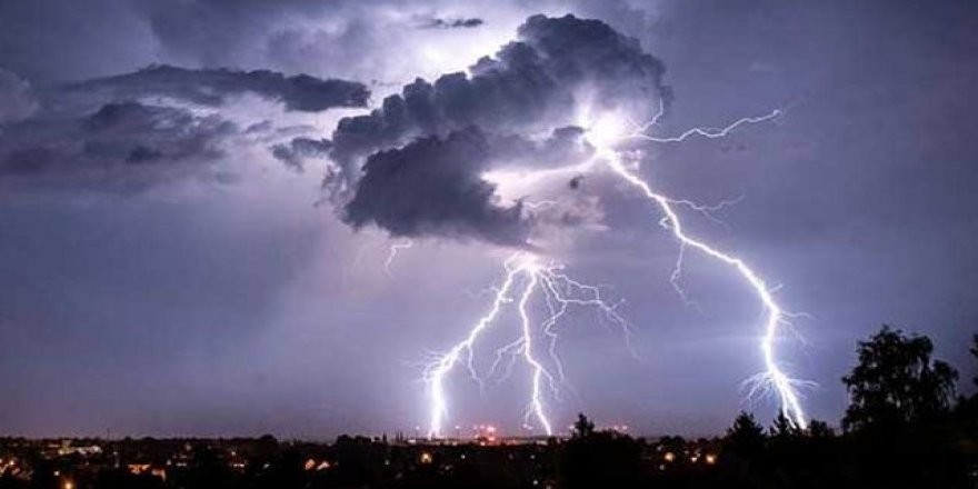 Uzmanlardan şok uyarı! Daha çok yıldırım çarpması olacak