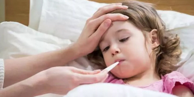 Uzmanlardan uyarı: Yeni grip salgını şiddetli geçebilir: Bir ilde binlerce öğrenci okula gidemedi! Salgın fena vurdu!