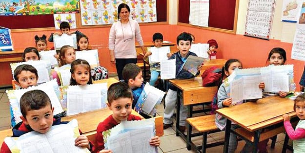 Uzmanlardan velilere “not” uyarısı: Karne her şey değil