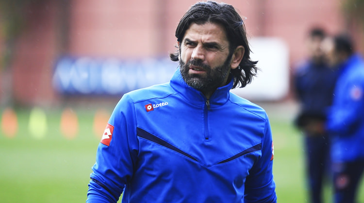 Üzülmez Gençlerbirliği'ne böyle veda etti