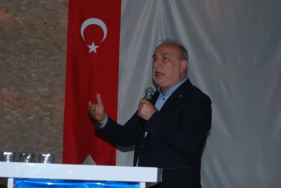 Uzun: “20 bin kişinin üzerimde yükü var” 