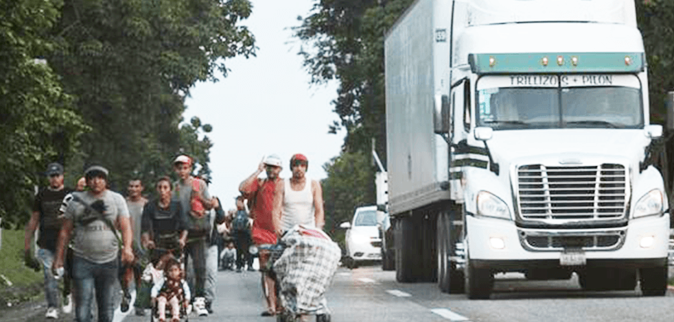 Uzun süre susuz kalan 150 göçmen bulundu!