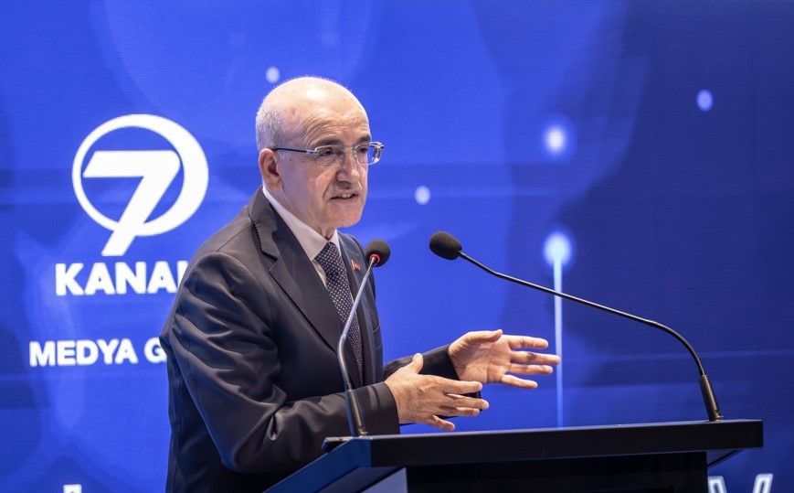 Uzun vadede ne bekleniyor? Bakan Şimşek’ten petrol fiyatları tahmini