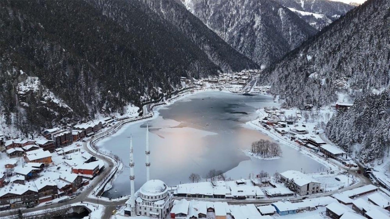 Uzungöl'e festival dopingi 6 bin 161 kişi ile horon rekoru kırılacak