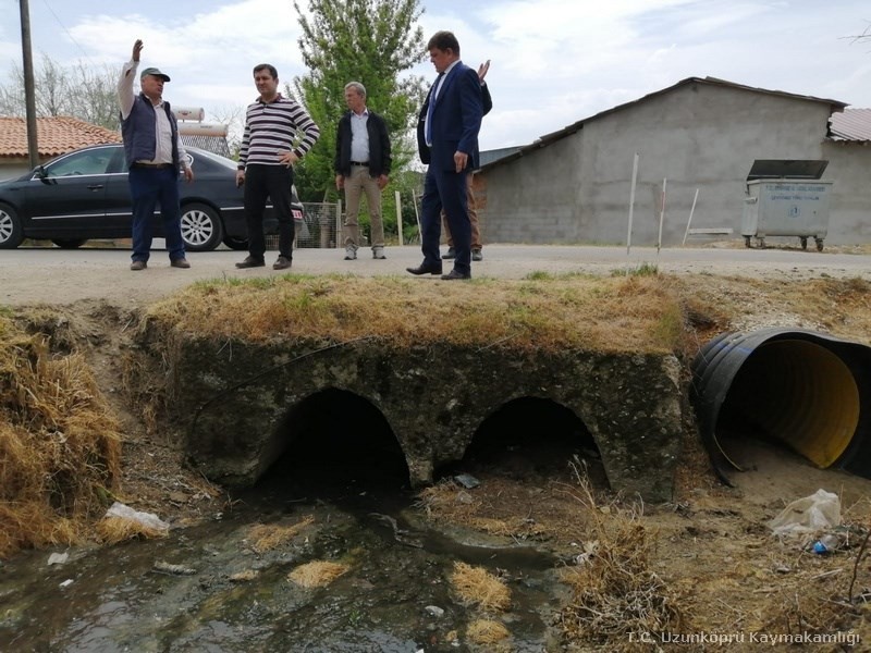 Uzunköprü’de alt yapı çalışmaları devam ediyor 