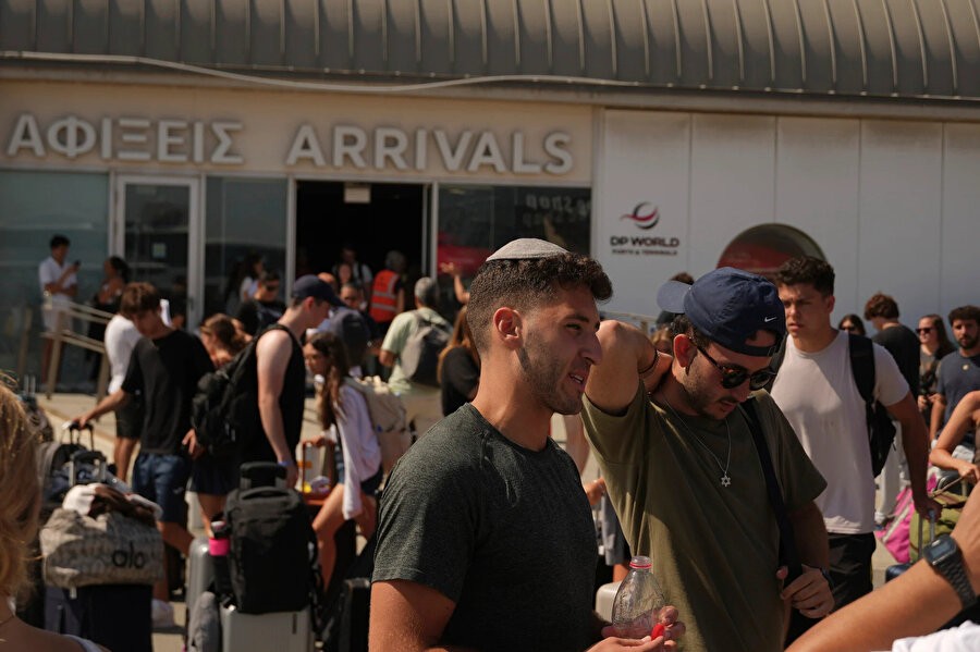 Vadedilmiş topraklardan Kıbrıs’a kaçış: tek yön 600 euro