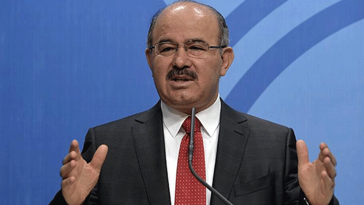 Vah tilkiliğe soyunan akıl fukarası Hüseyin Çelik vah!