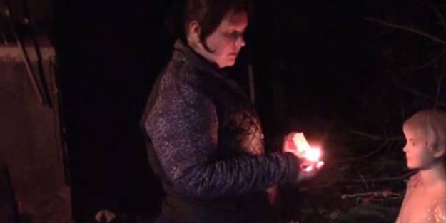 Vahşet! Cani kadın ihaneti öğrenen oğlunu benzin döküp yaktı