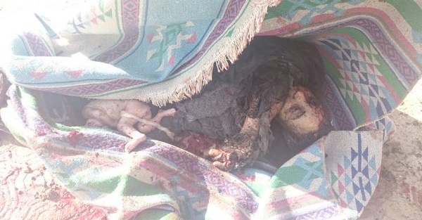 Halep sokaklarında göbek bağı kopmamış bebek!