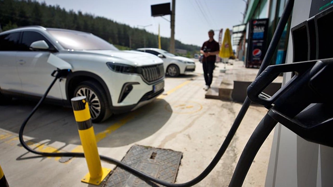 Vakıf Katılım’dan yeşil adım! Şarj istasyonunda harca, 500 TL’yi cebine al!