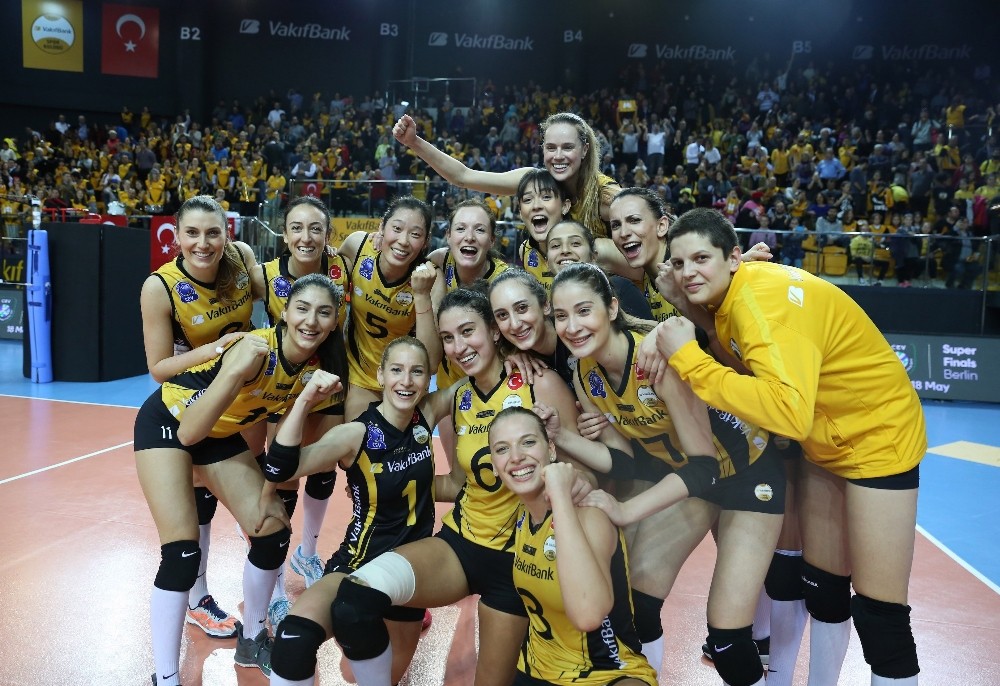 VakıfBank İtalya’da final peşinde 