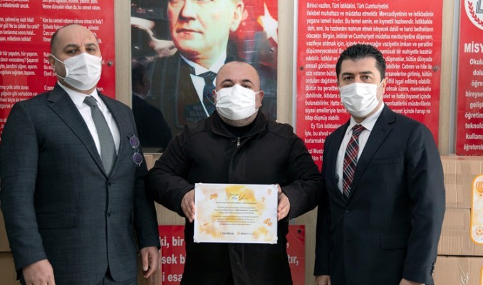 VakıfBank, ‘İyilik Kumbarası’ ile okulların ihtiyaçlarını karşılıyor