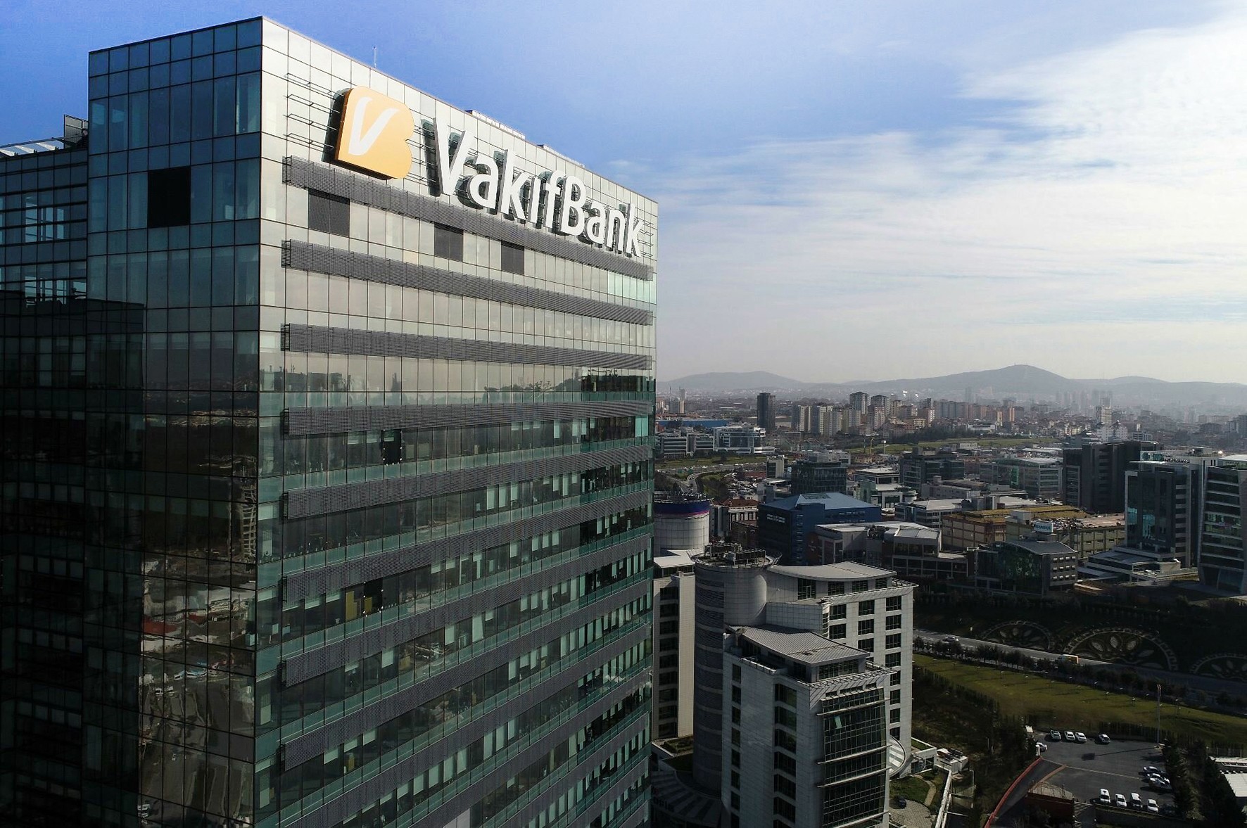 VakıfBank’tan 500 milyon dolarlık yeni yurtdışı kaynak!