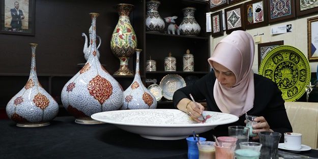 Vakit geçirmek için gitti... Usta olarak çıktı