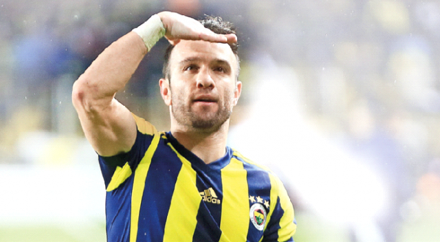 Valbuena'nın performansı, Aykut Kocaman'ı tatmin etmedi
