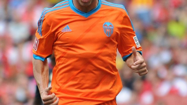 Valencia, Arsenal'in orta saha oyuncusunu aldı