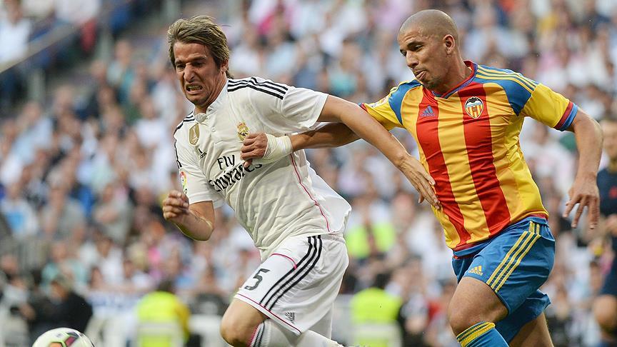 Valencia'da Feghouli kadro dışı kaldı