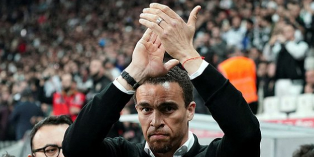 Valerian Ismael biletlerini kesiyor!