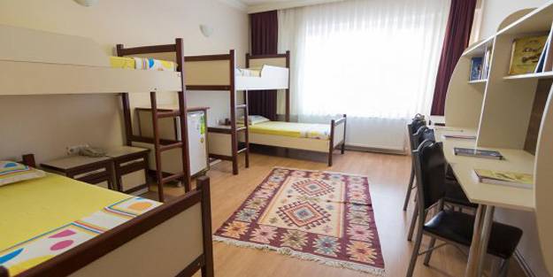 Vali açıkladı: Bin 84 üniversite öğrencisinin barınma ihtiyacı karşılandı
