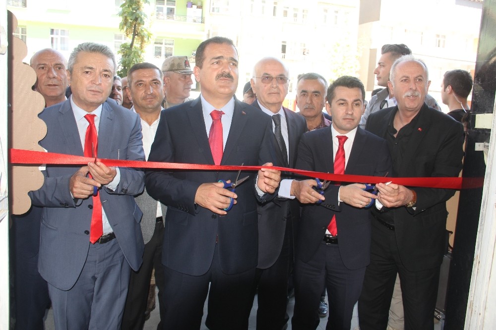 Vali Akbıyık, Hakkari’de ikinci işyeri açılışı yaptı 