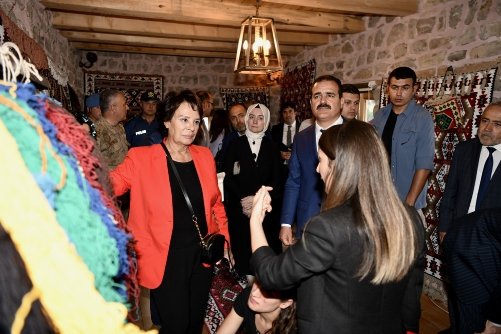 Vali Akbıyık. KSPK heyeti Çukurca’yı ziyaret etti 
