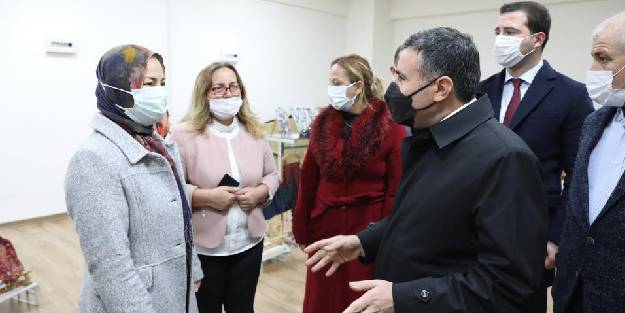 Vali Atay’dan kadın emeği merkezine ziyaret