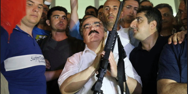 Avni Coş'tan flaş Adil Öksüz açıklaması!