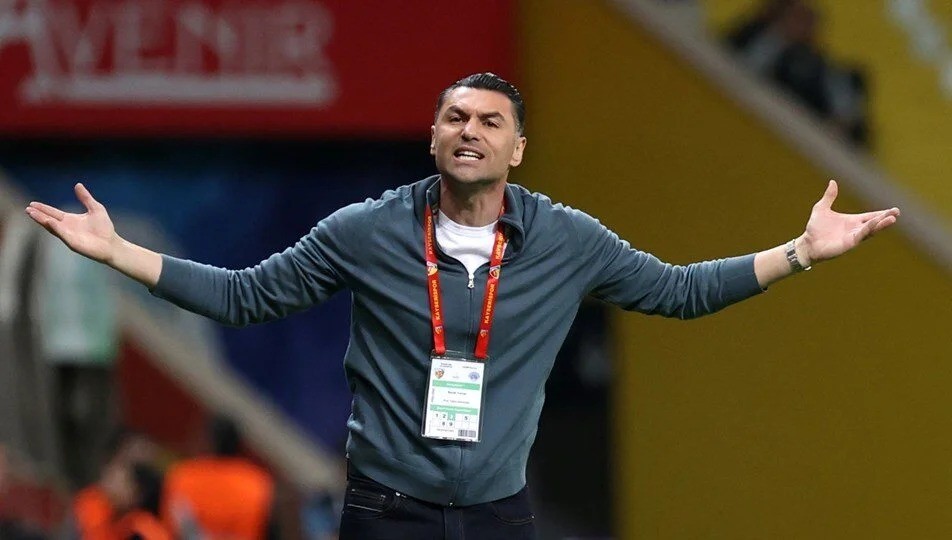 "Vali, bakan, vekil, başkan" hepsini saydı… Burak Yılmaz istifa etti!