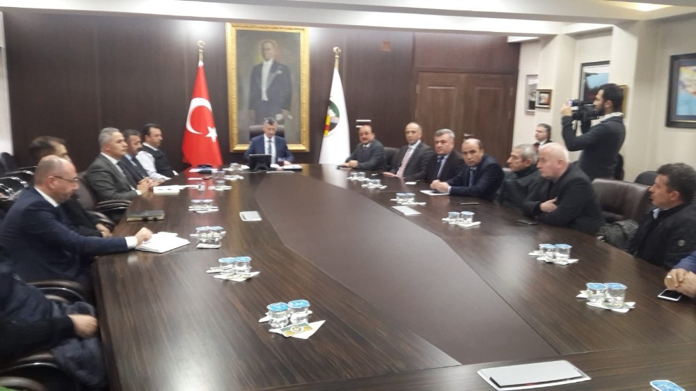 Vali Bektaş: 