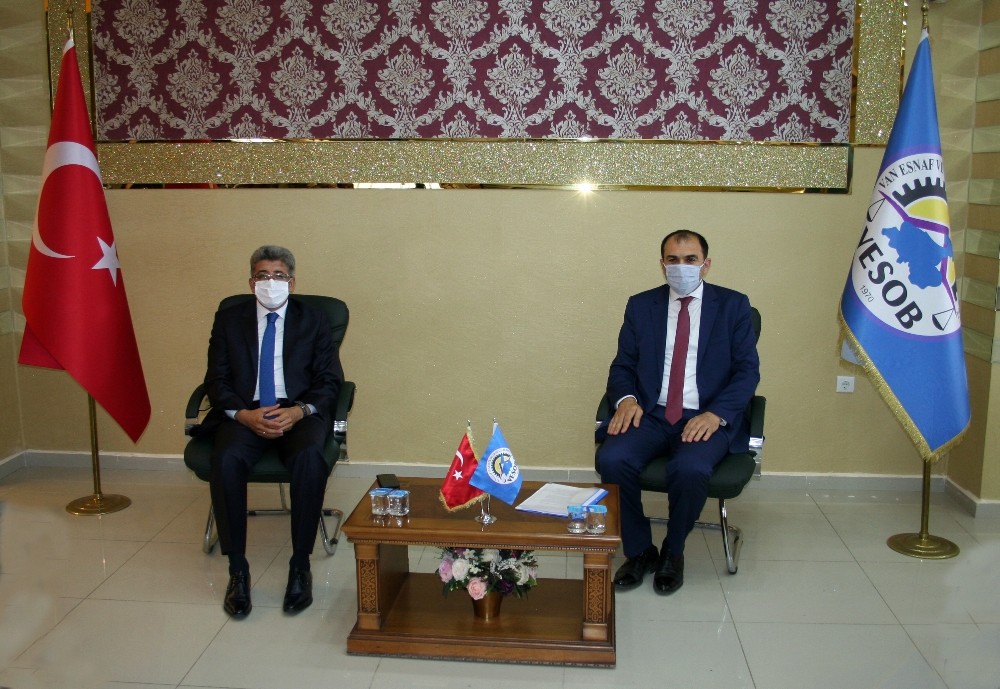 Vali Bilmez: “Taziyeler ve iftar davetleri Van’da virüsün yayılmasına sebep oldu” 